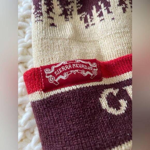 Sierra Nevada Celebration Fresh Hop IPA Knit Pom Pom Stocking Hat Unisex - Picture 6 of 6